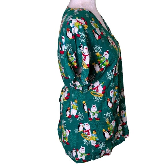 Women's Green Christmas Scrub Top Polar Bear Penguin Snowflake Tie Back Sz Med - Picture 4 of 8